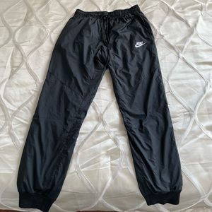 VINTAGE NIKE WINDBREAKER PANTS